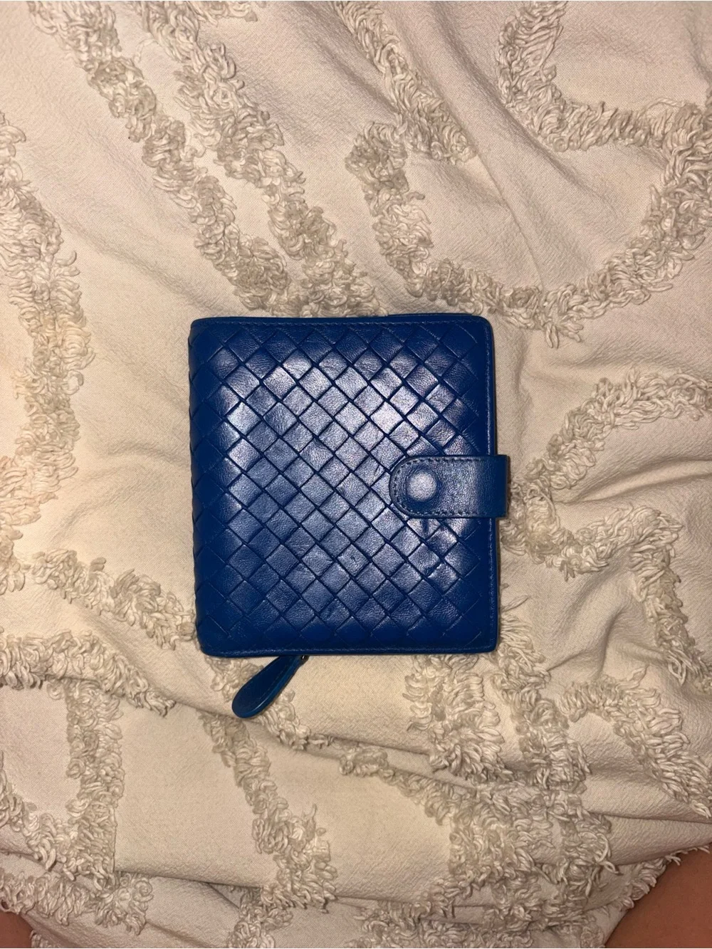 Bottega Veneta Blue Intrecciato Woven Leather Bifold Zip Wallet